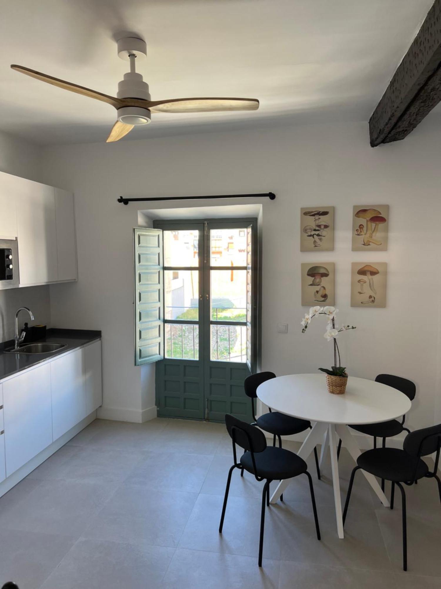 מאלגה The Sunnydise Apartment Luxury Duplex In The City Center מראה חיצוני תמונה