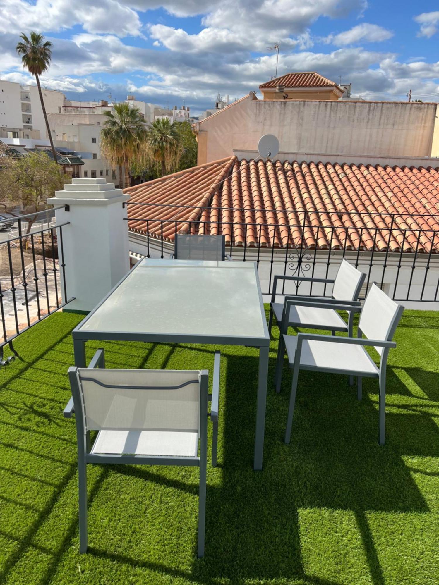 מאלגה The Sunnydise Apartment Luxury Duplex In The City Center מראה חיצוני תמונה